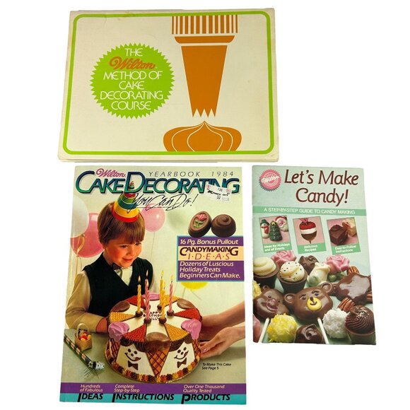 Vintage Lot Wilton Cake Decorating Method Course Yearbook Candy Making Booklet - Picture 1 of 13